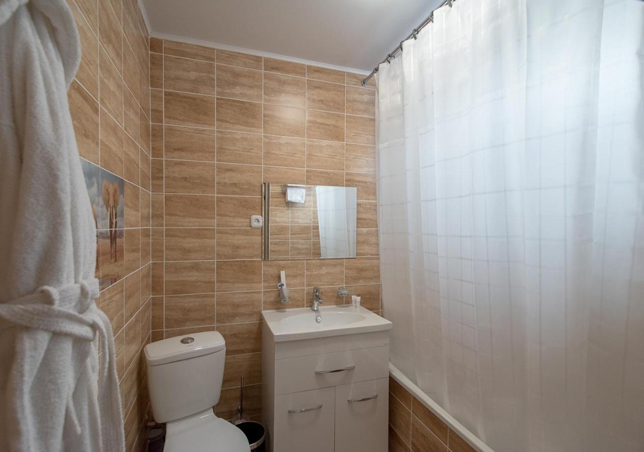 Park Hotel אוראל מראה חיצוני תמונה